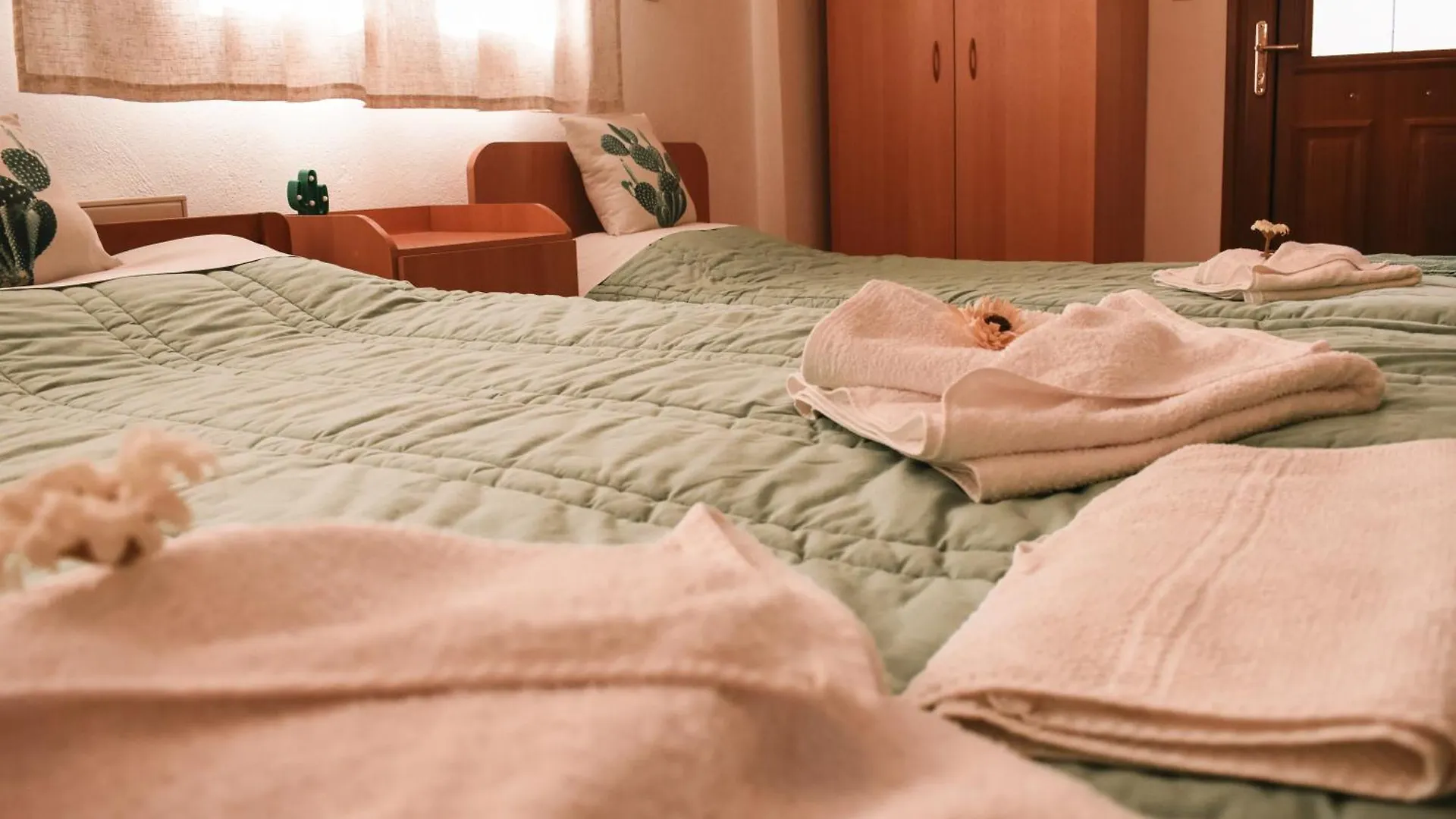 Διαμέρισμα Cactus Rooms Στρατώνι