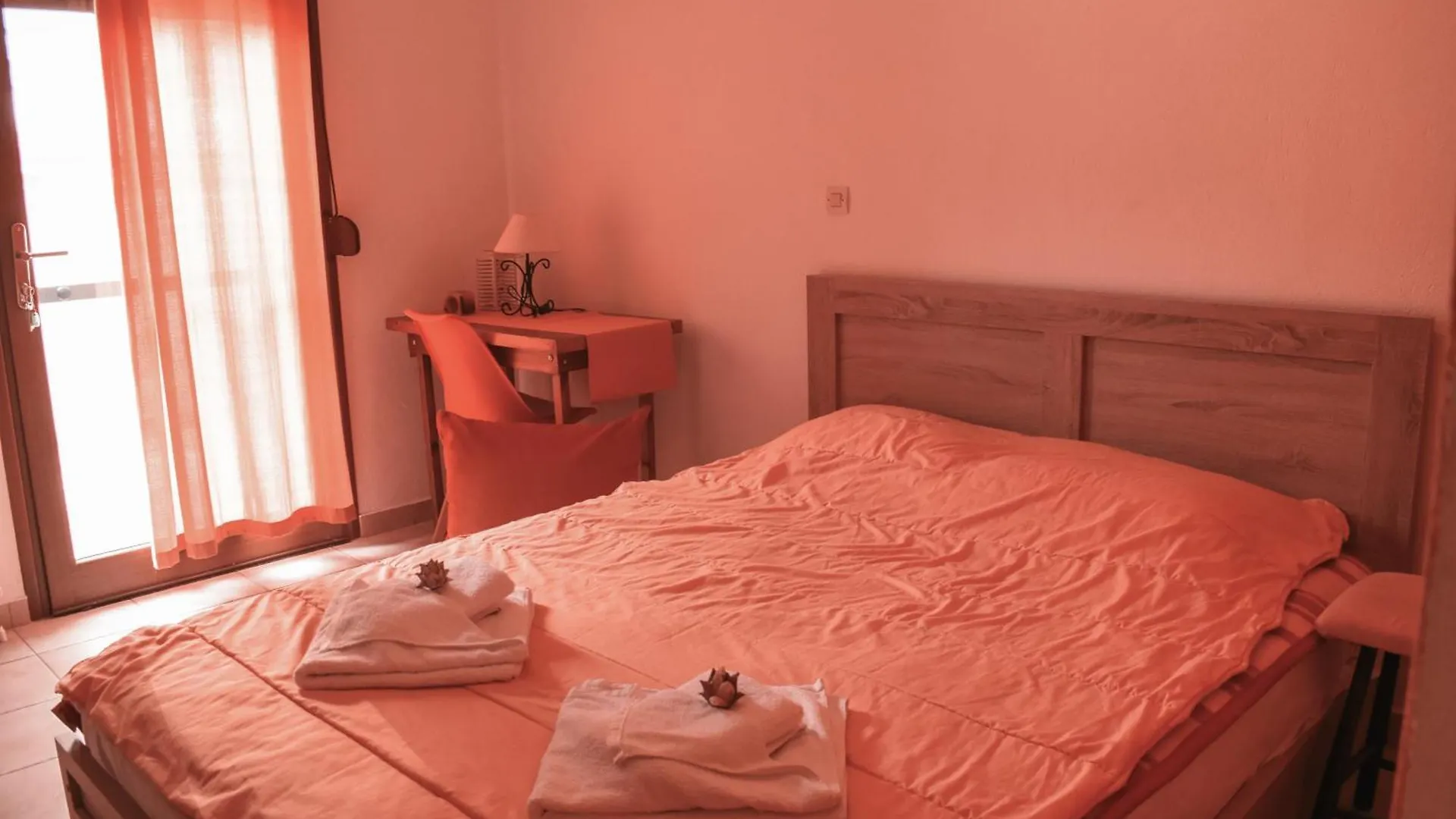 Cactus Rooms 스트라토니온 0*,